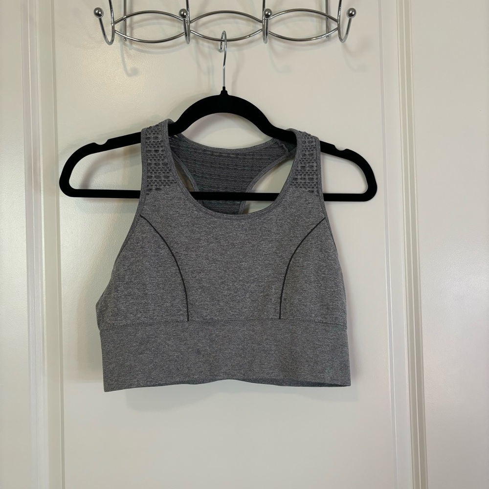 Active wear gray sports bra